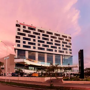 *** Hotel Hilton Garden México